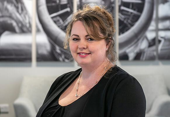 Leading-edge-aviation-team-Andi-Alexander